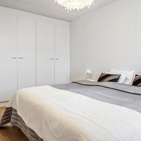 Apartment Sleepwell Sukkula With Private Sauna And Parking トゥルク エクステリア 写真