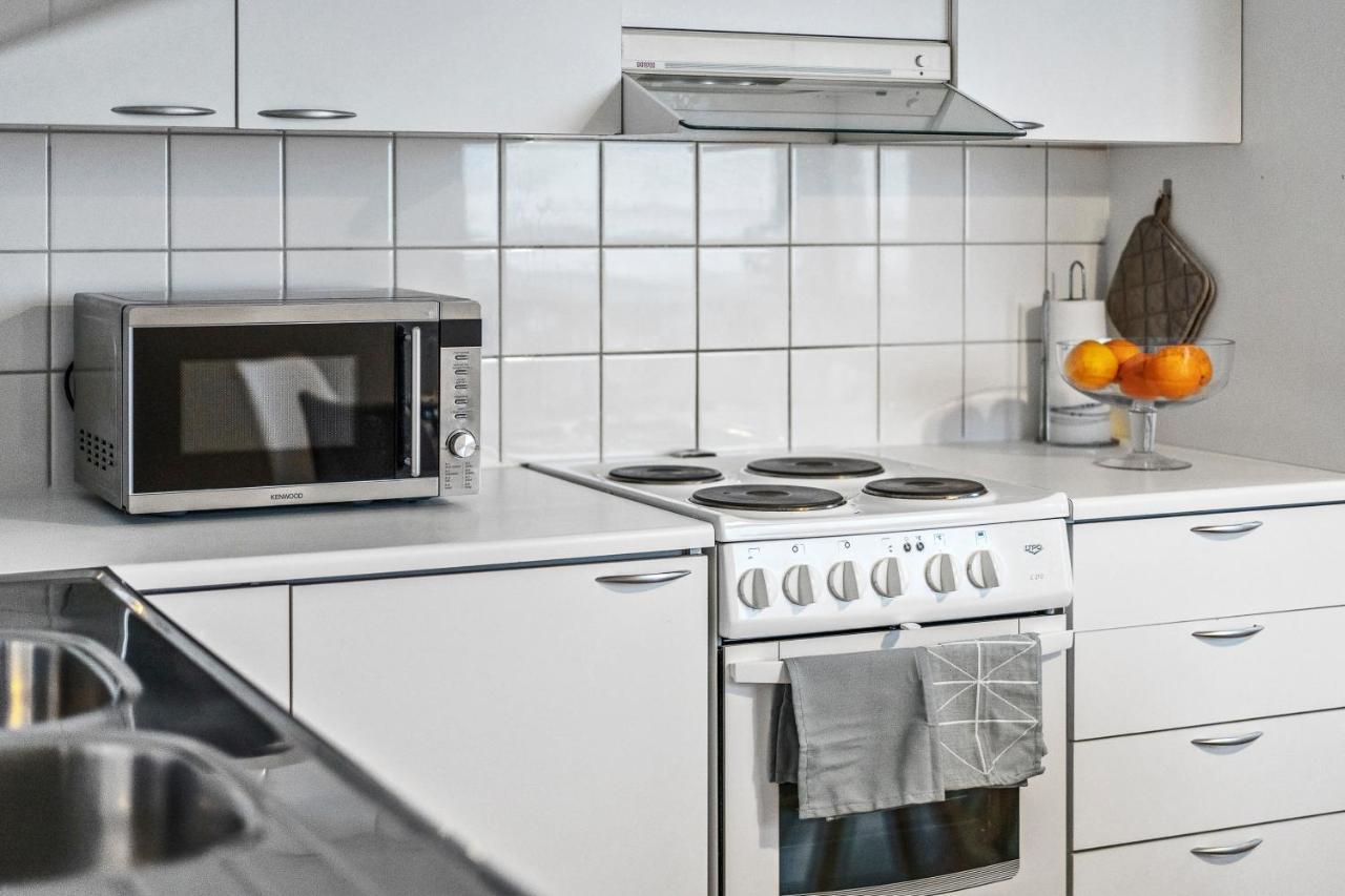 Apartment Sleepwell Sukkula With Private Sauna And Parking トゥルク エクステリア 写真