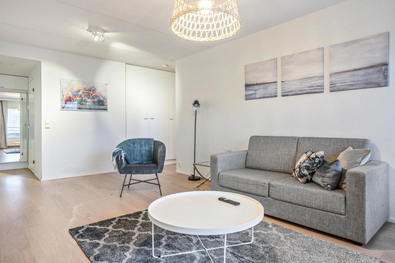 Apartment Sleepwell Sukkula With Private Sauna And Parking トゥルク エクステリア 写真